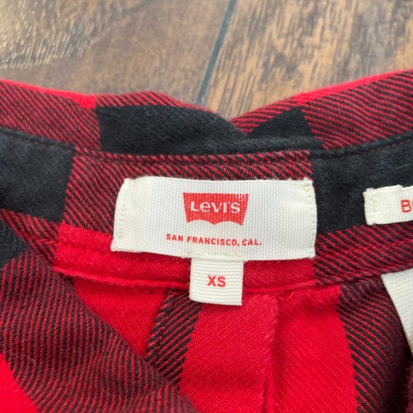 Levi's Top XS Red Black Buffalo Check Plaid Flannel Boyfriend Fit Shirt Women's - Picture 11 of 13